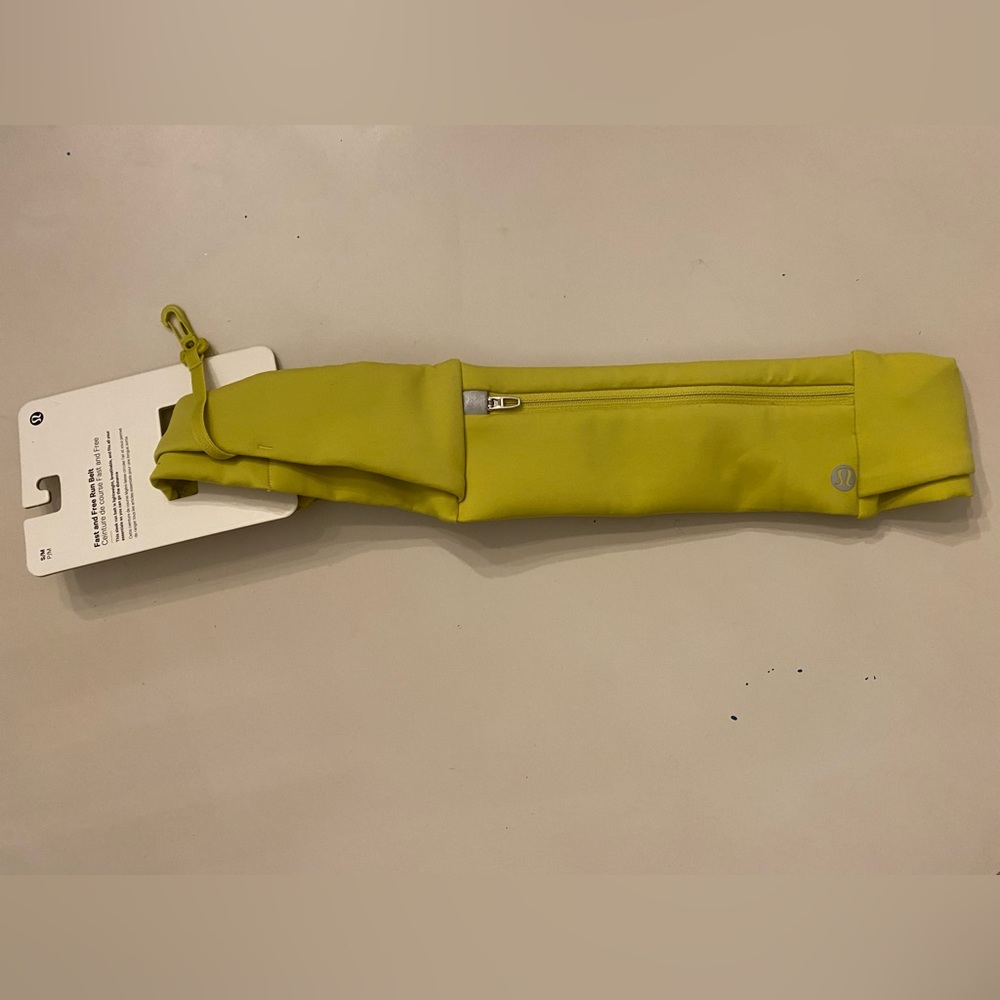 Lululemon Fast and Free Running Belt